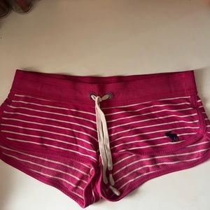 Y2K low rise Abercrombie and Fitch size small pink and white striped shorts